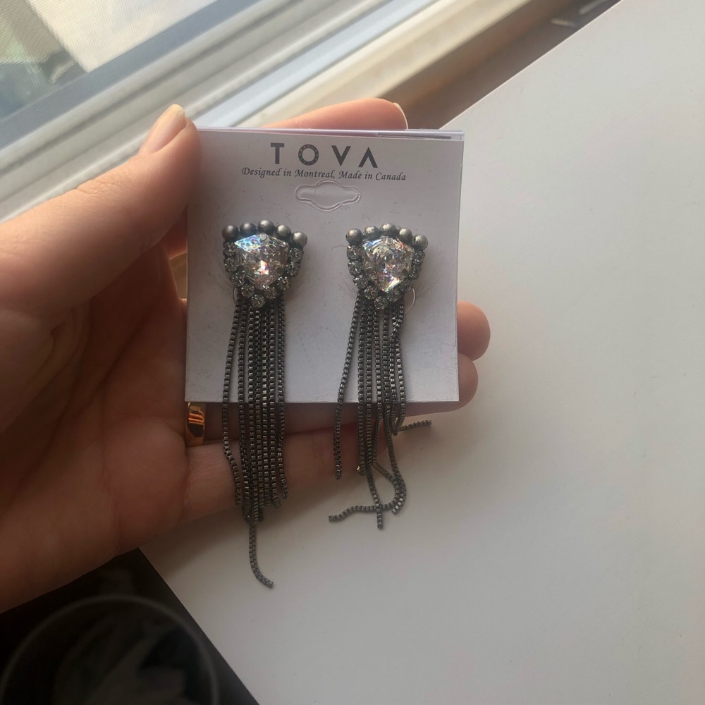 TOVA dangle earrings NWT